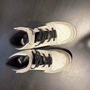 Puma Size 3 Kids Basketball Sneaker